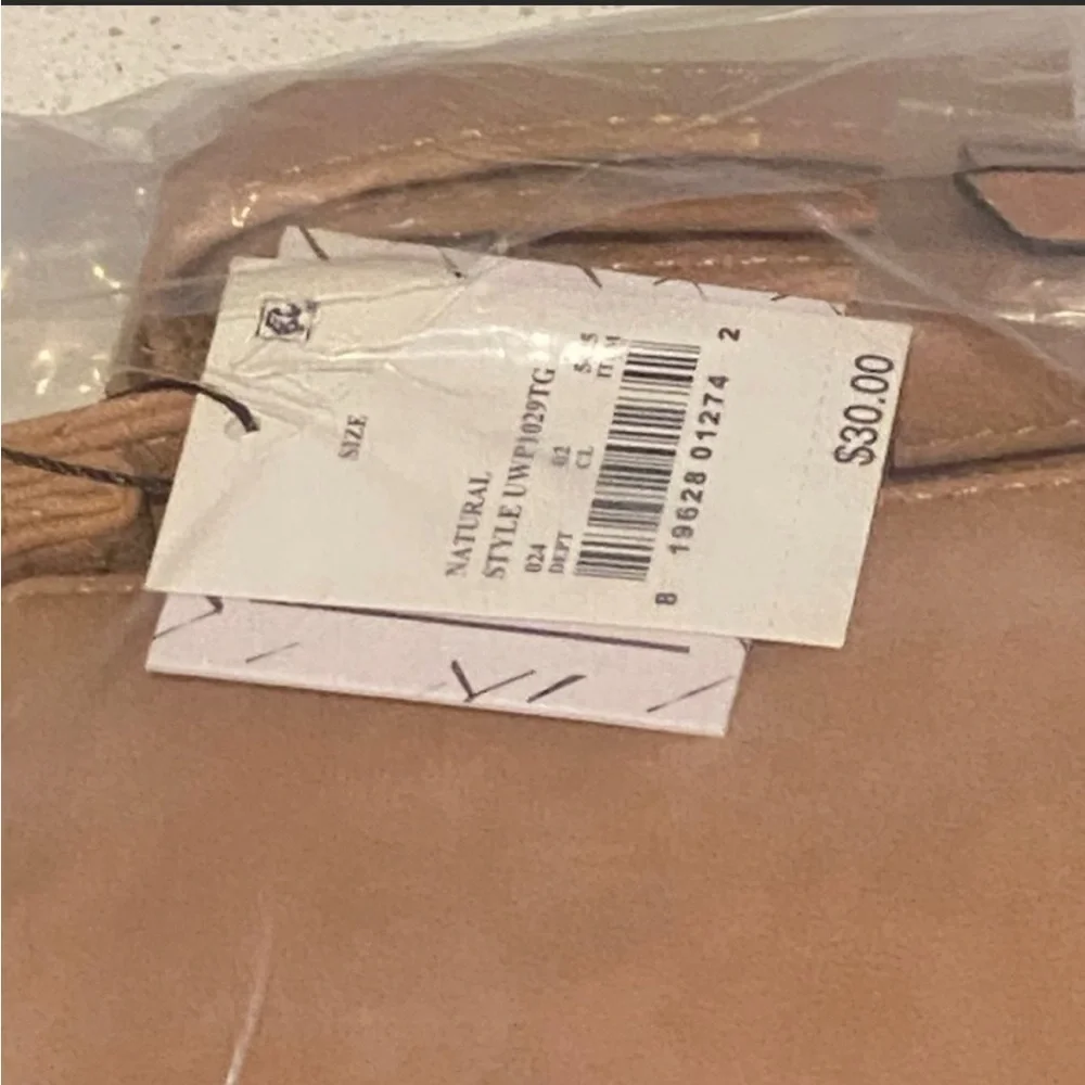 Tan Bag With Strap NEW With Tags! - Picture 5 of 6